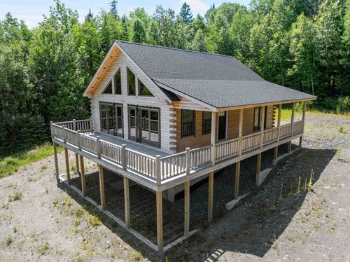 986 Fish Pond Rd, Colebrook, NH, 03576-6630 | Card Image