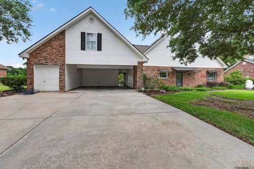 13776 Bayou Terrace Dr, Saint Amant, LA, 70774-3826 | Card Image