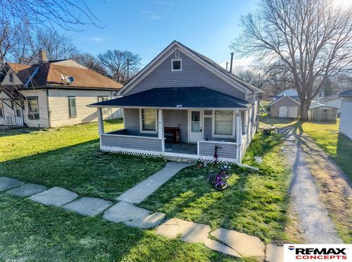 416 N 8th St, Wymore, NE, 68466-1214 | Card Image