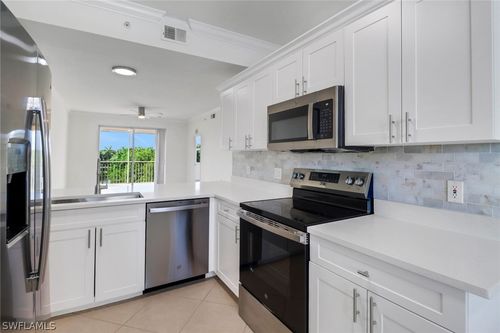 apt-334-8451 Kingbird Loop, ESTERO, FL, 33967-5772 | Card Image
