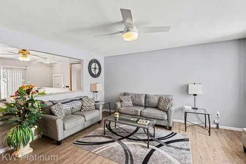 28599 Citation Dr, Roseville, MI, 48066-5603 | Card Image