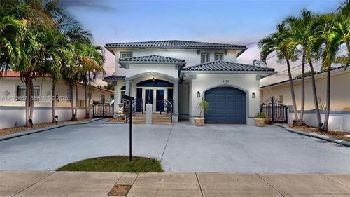 1131 Stillwater Dr, Miami Beach, FL, 33141-1025 | Card Image