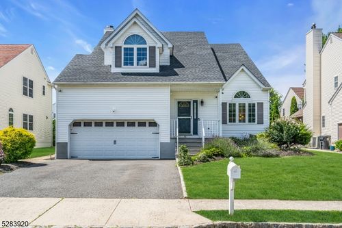 20 Stapleton Ct, Bridgewater, NJ, 08807-2504 | Card Image