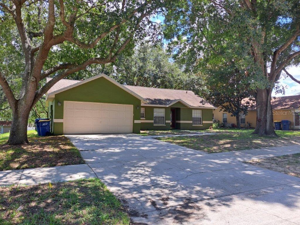 Maple Forest Ave, Minneola, FL 34715