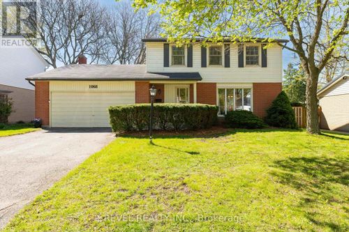 1068 Prince George Road, London North (North M), ON, N6H4E1 | Card Image