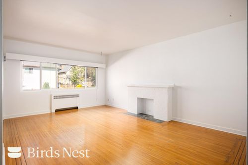 207-735 Royal Ave, New Westminster, BC, V3M1J6 | Card Image