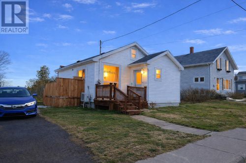 276 Duke St, Summerside, PE, C1N3T1 | Card Image