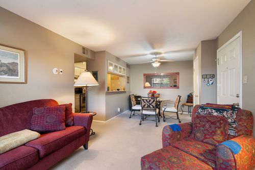 201-941 Calle Mejia, Santa Fe, NM, 87501-1462 | Card Image