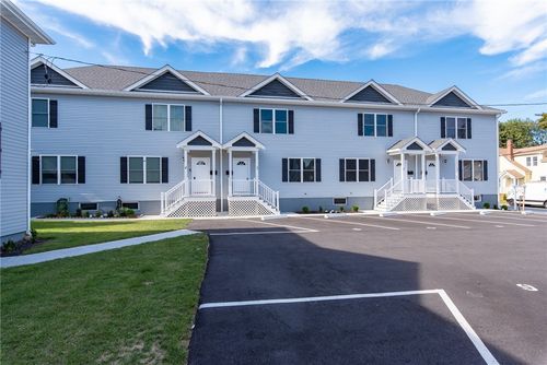 -3-184 Avenue C, Woonsocket, RI, 02895-6209 | Card Image