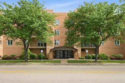305-7414 W Irving Park Rd, Norridge, IL, 60706-2197 | Card Image