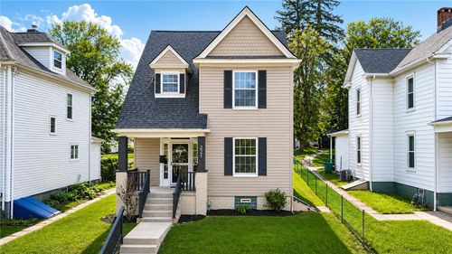 221 Glenn Ave, Canonsburg, PA, 15317-1030 | Card Image