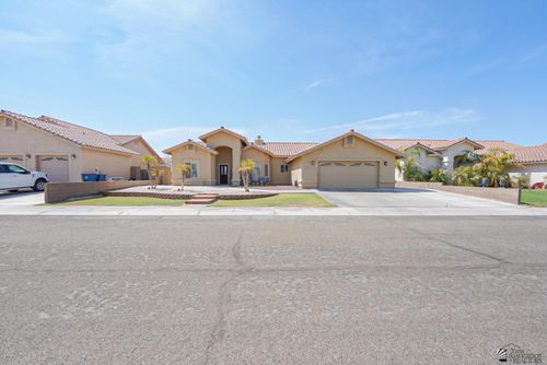 10793 E 39th Pl, Yuma, AZ, 85365-7085 | Card Image