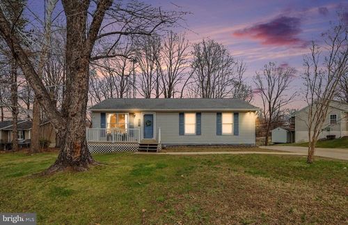 7318 Aquinas Ave, UPPER MARLBORO, MD, 20772-4208 | Card Image