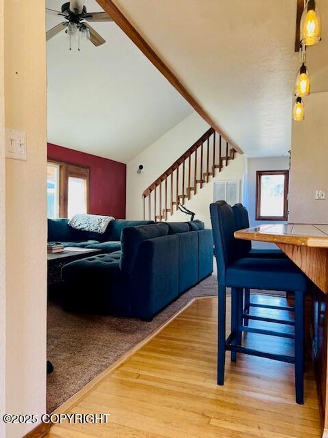 Living Room (12) | Image 49