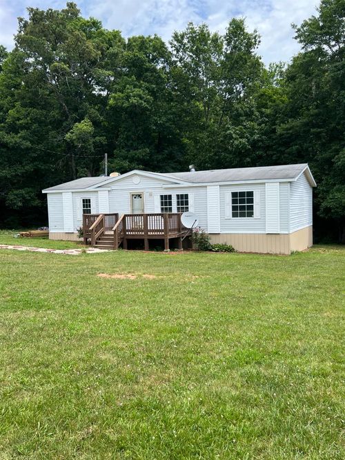 12440 E Gretna Rd, Gretna, VA, 24557-4827 | Card Image