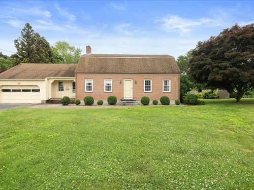 25 Bellevue Ave, Westerly, RI, 02891-1901 | Card Image
