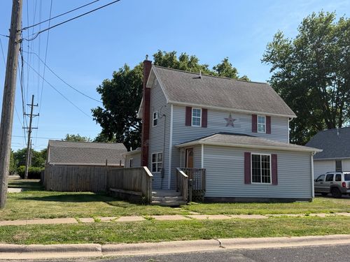414 E 8th St, Rock Falls, IL, 61071-1720 | Card Image