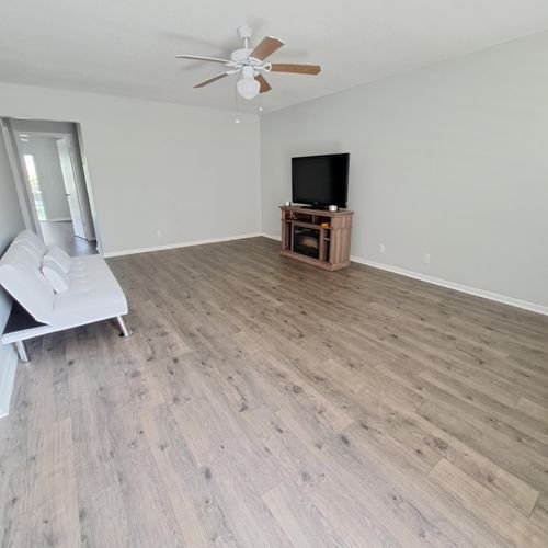 42 Norwich B, West Palm Beach, FL, 33417 | Card Image