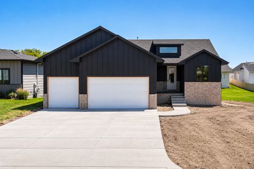 5758 N Edwards St, Wichita, KS, 67204-5382 | Card Image