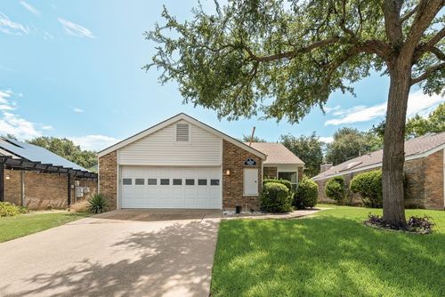 14826 Le Grande Dr, Addison, TX, 75001-4911 | Card Image