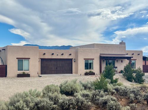 306 Morgan Rd, Taos, NM, 87571-4489 | Card Image