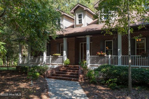 3370 Oyster Bed Cv Sw, Supply, NC, 28462-2683 | Card Image