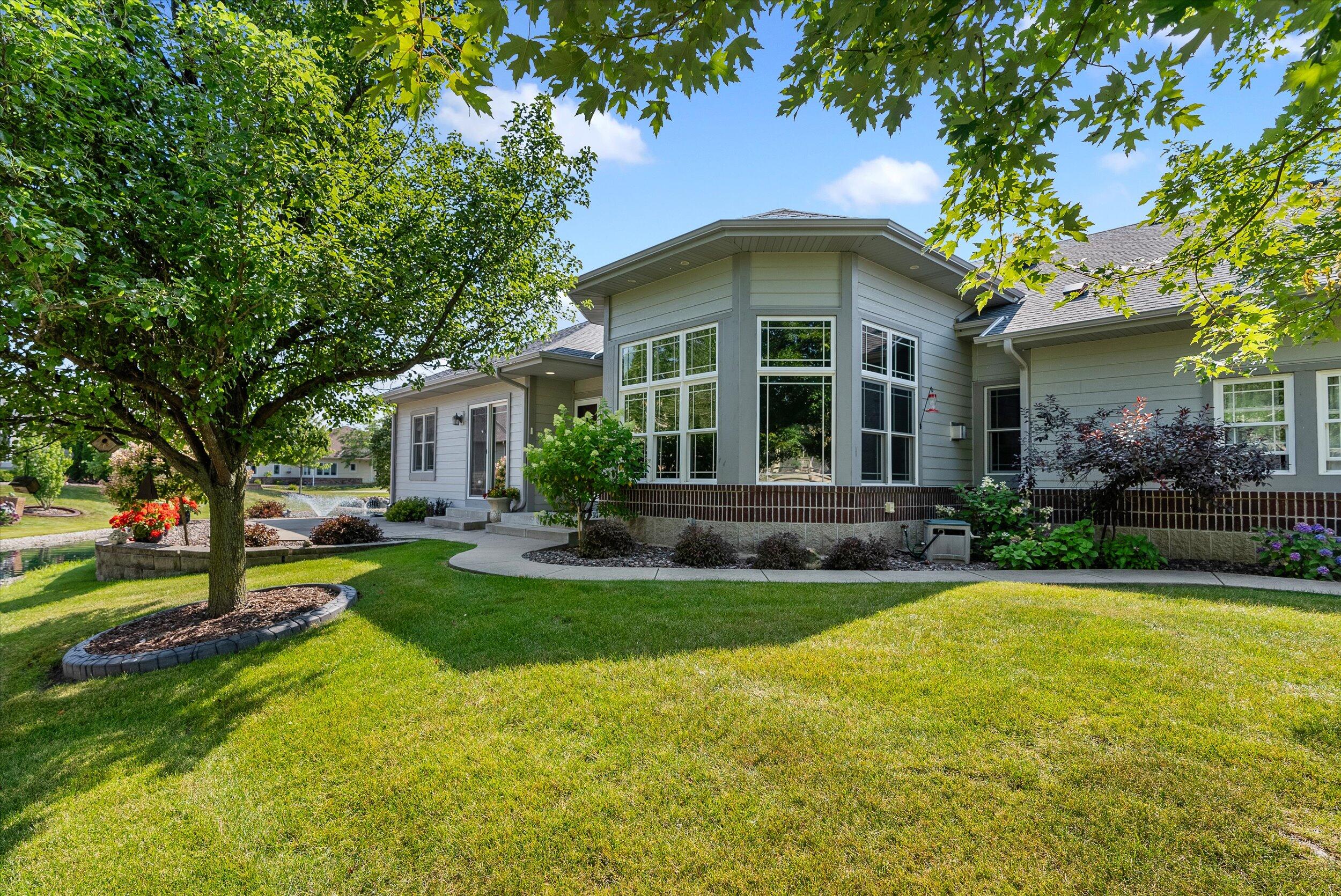 Sharon Lee Ln, Jackson, WI 53037