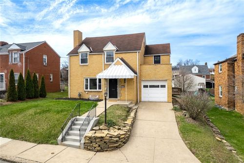 419 Macarthur St, Mc Kees Rocks, PA, 15136-2157 | Card Image