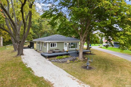 5255 E Bay Front Ct, Monticello, IN, 47960-7343 | Card Image