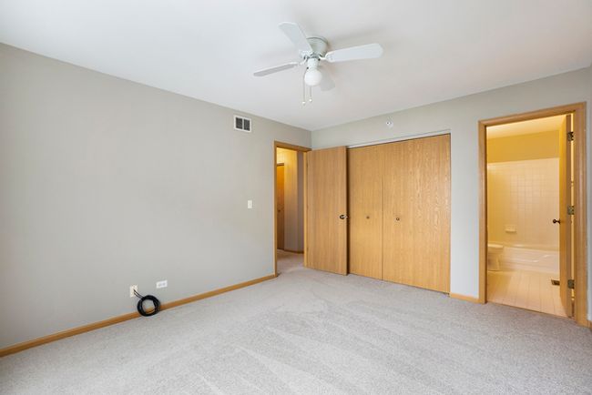 2583 - 2583 Dickens Ct, House attached with 2 bedrooms, 2 bathrooms and 1 parking in Aurora IL | Image 11