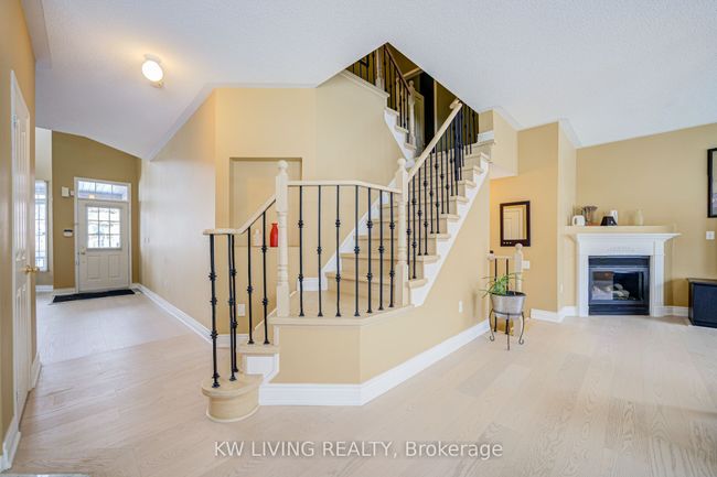 70 Russell Hill Rd, House other with 3 bedrooms, 3 bathrooms and 2 parking in Markham ON | Image 9