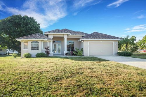 1675 Saint Clair Ave E, NORTH FORT MYERS, FL, 33903-4646 | Card Image