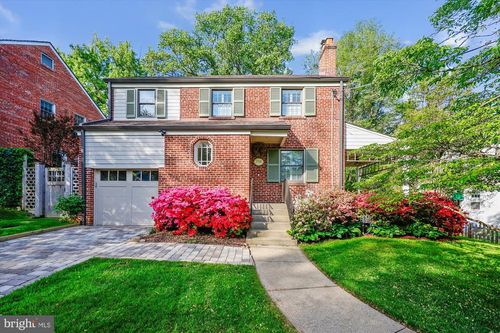 2724 Colston Dr, CHEVY CHASE, MD, 20815-3037 | Card Image