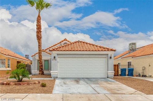 5776 Yerington Ave, Las Vegas, NV, 89110-3829 | Card Image