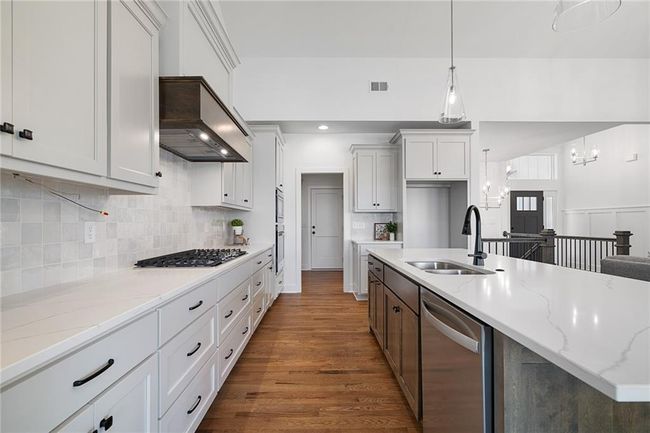 9346 Gander St, House other with 4 bedrooms, 3 bathrooms and null parking in Lenexa KS | Image 16