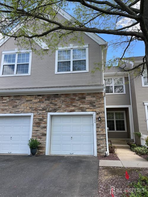 1304 Dahlia Cir, Dayton, NJ, 08810-1470 | Card Image