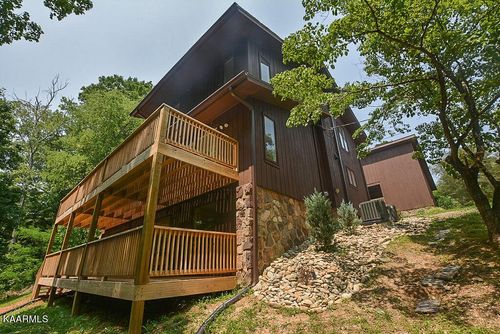670 Cain Mill Rd, Russellville, TN, 37860-9317 | Card Image