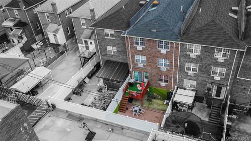 2027 Chatterton Ave, Bronx, NY, 10472-6105 | Card Image
