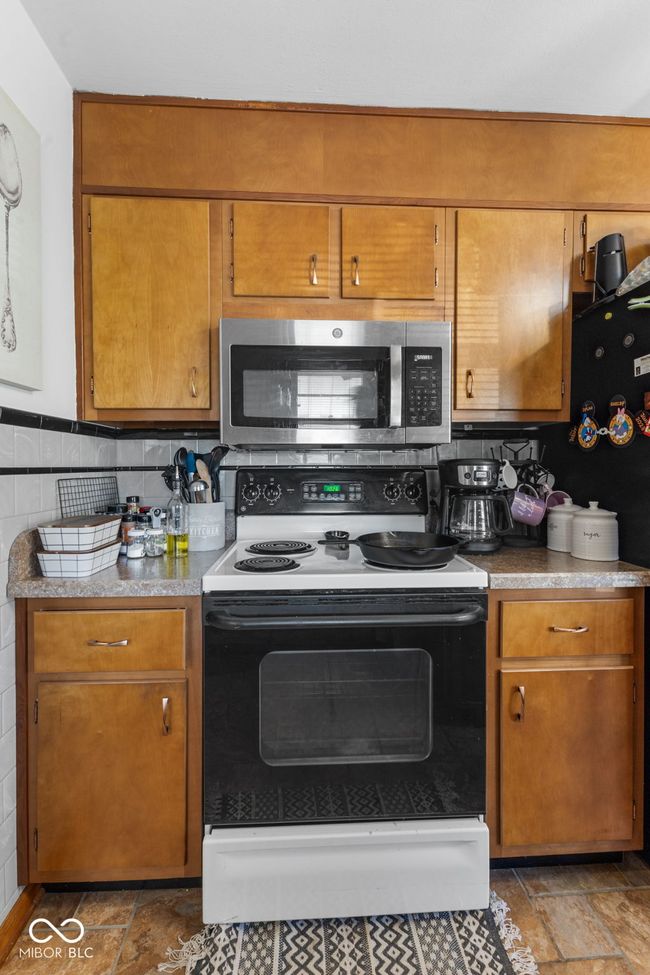 1832 S Walnut Grove Rd, House other with 2 bedrooms, 1 bathrooms and null parking in Bloomfield IN | Image 20