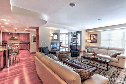 406-1070 Grandview Ct Ne, Columbia Heights, MN, 55421-2388 | Card Image