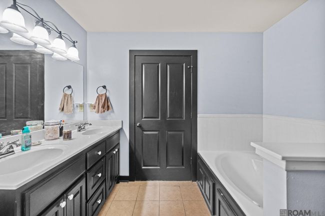 APT-10B - 15155 Highway 44, Condo with 2 bedrooms, 2 bathrooms and 2 parking in Gonzales LA | Image 13