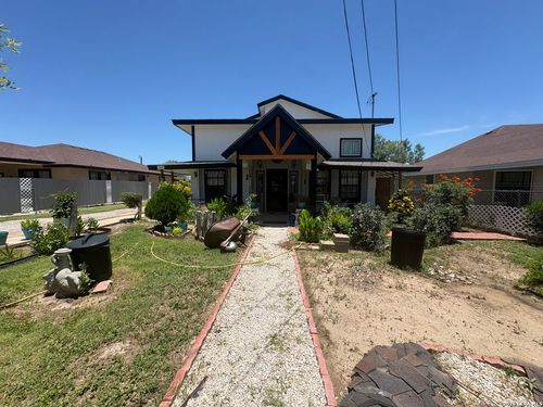 563 La Paloma Dr, Eagle Pass, TX, 78852-1242 | Card Image