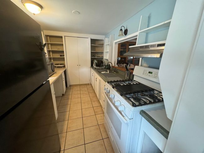 APT-5 - 49 Terrill St, House other with 2 bedrooms, 2 bathrooms and null parking in Rutland VT | Image 6
