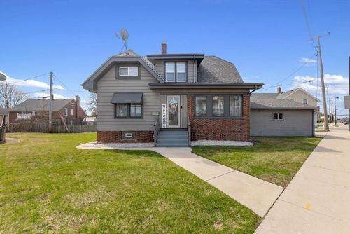 2544 Calumet Drive, Sheboygan, WI, 53083 | Card Image