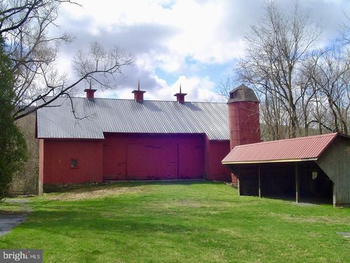 1231 Clarks Valley Road, DAUPHIN, PA, 17018 | Card Image