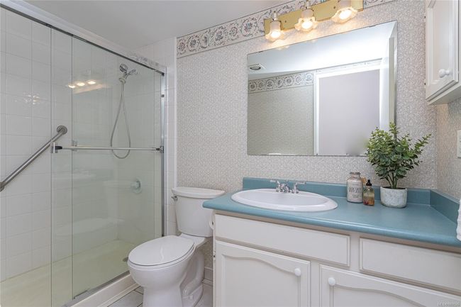 403 - 670 Dallas Rd, Condo with 3 bedrooms, 2 bathrooms and 1 parking in Victoria BC | Image 21