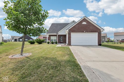 2302 Ashton Ln, Greenwood, IN, 46143-3812 | Card Image