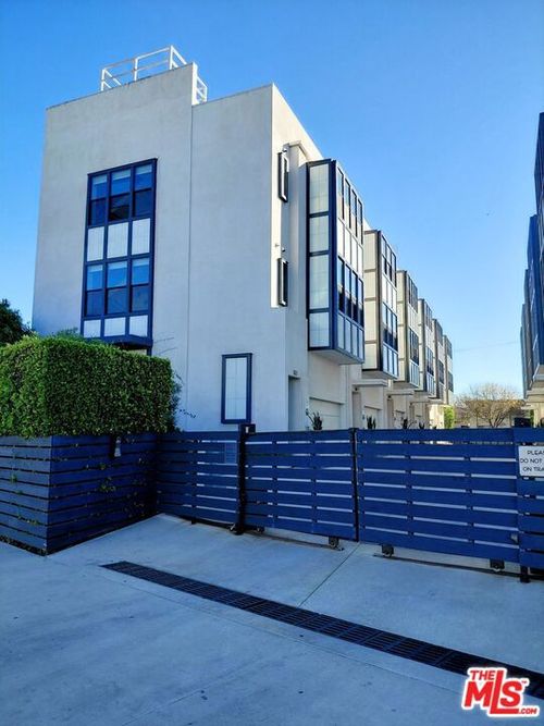 1824 S Redondo Blvd, LOS ANGELES, CA, 90019-5364 | Card Image