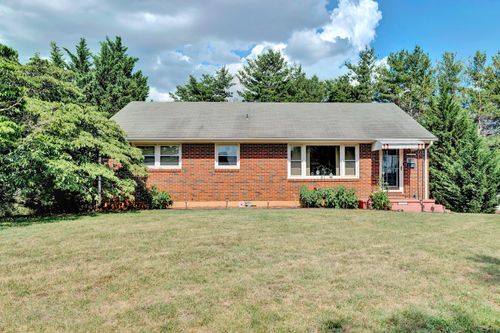 5539 Darby Rd, Roanoke, VA, 24012-1401 | Card Image