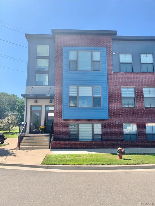 d-1250 Diamond Ct, Royal Oak, MI, 48067-3743 | Card Image